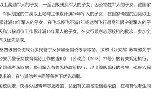 必须拿下！湖人今日训练照 詹姆斯、戴维斯、里夫斯均严肃备战